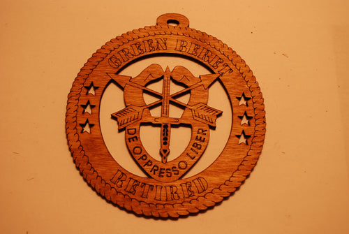 GREEN BERET RETIRED LASER CUT ORNAMENT