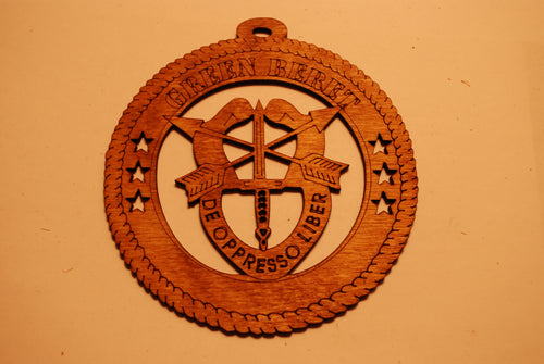 GREEN BERET LASER CUT ORNAMENT